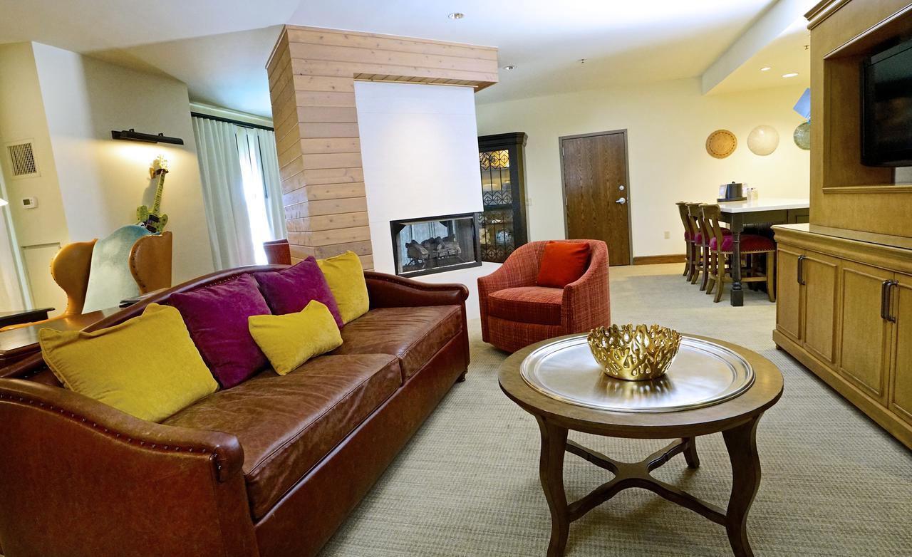 ฮาร์ด ร็อก โฮเต็ล แอนด์ กาสิโน ทัลซา Hotel Catoosa ภายนอก รูปภาพ